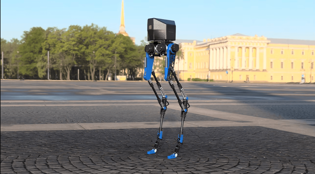 Training a two legged robot at RoboTUM student club